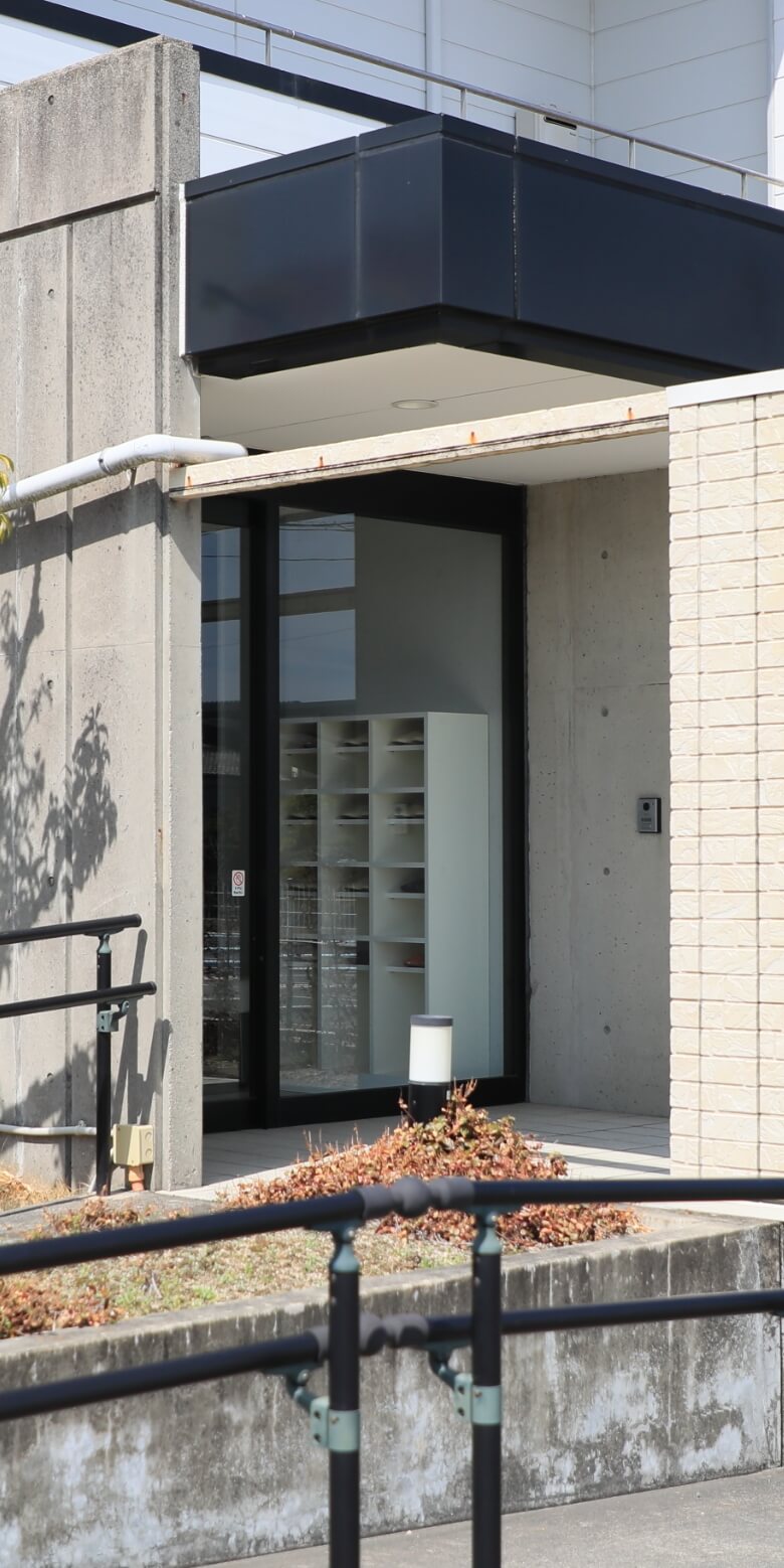 徹底した予防・歯周病対策でお口の健康をサポⅠト丁寧なカウンセリングで安心・納得の治療を
